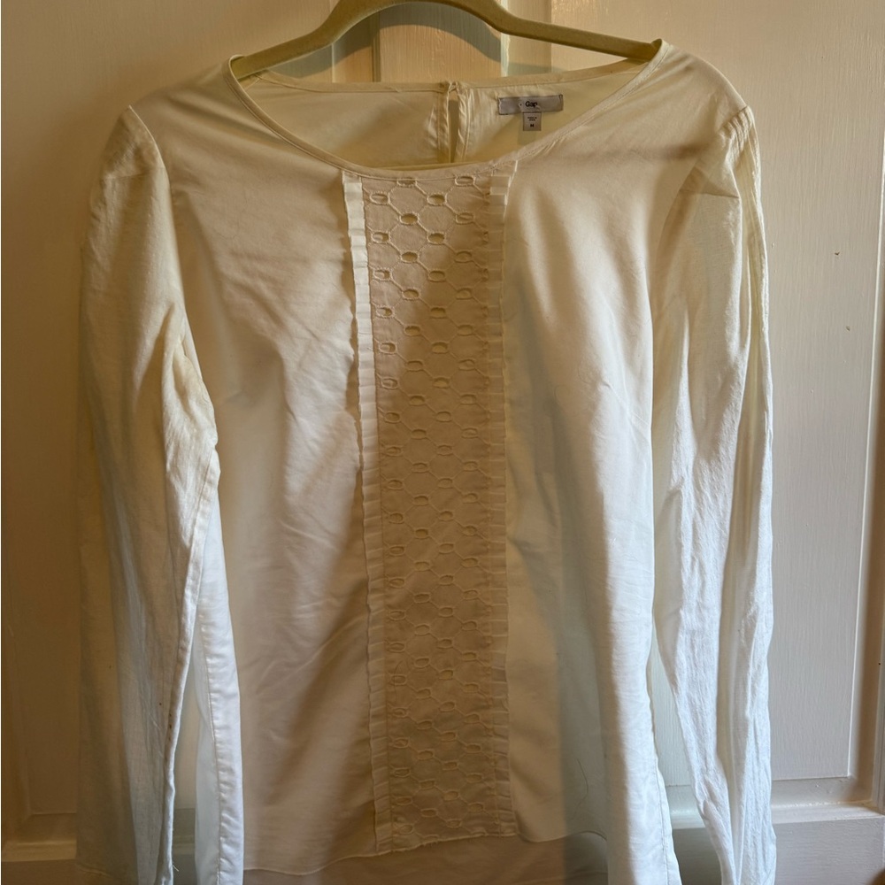 GAP Cream Long Sleeve Lace-Front Top